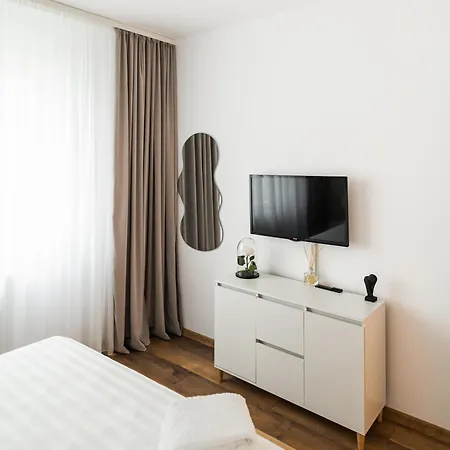 Davio Μπρασόβ